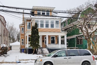 Building Photo - 5 Baldwin Ave