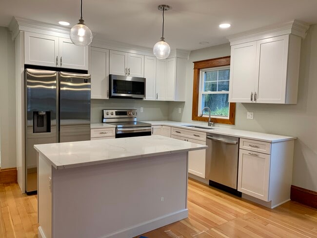 Kitchen - 331 Elm St