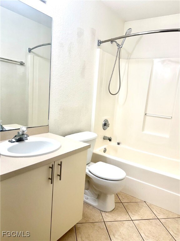 Foto del edificio - 912 Cape Coral Pkwy W