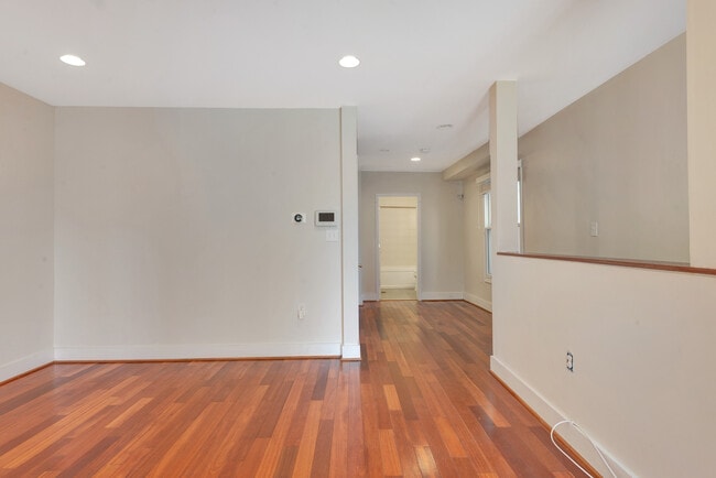 Building Photo - 3130 16th St NW