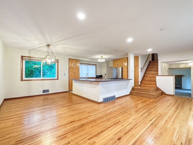 Foto del edificio - 3830 Union Terrace Ln N