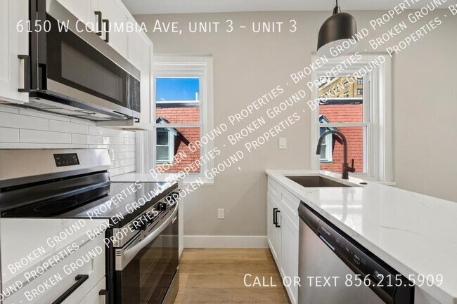 Foto del edificio - 6150 W Columbia Ave