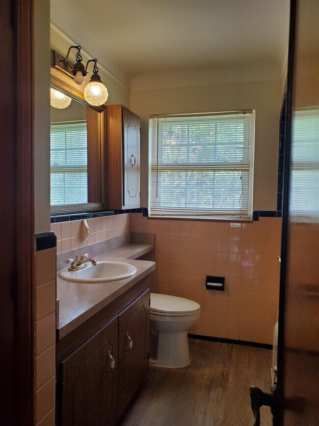 Building Photo - 38822 Moravian Dr