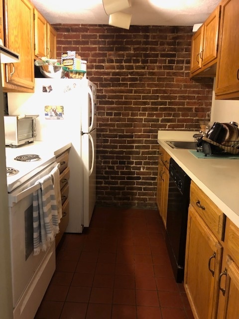 Building Photo - 462 Beacon St