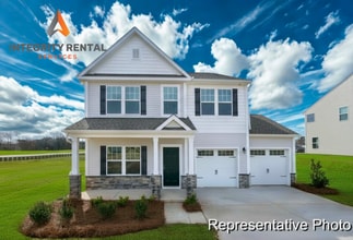 Building Photo - 441 Gentle Bend Cove