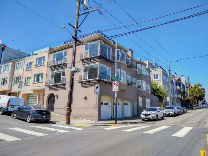 Primary Photo - 2665 Leavenworth St