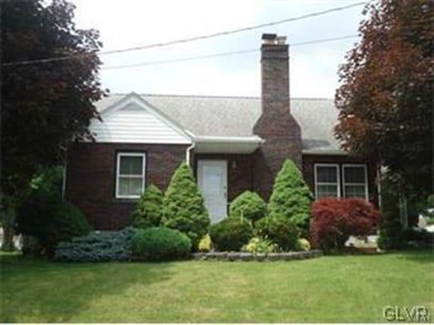 Building Photo - 2250 Siegfried Ave