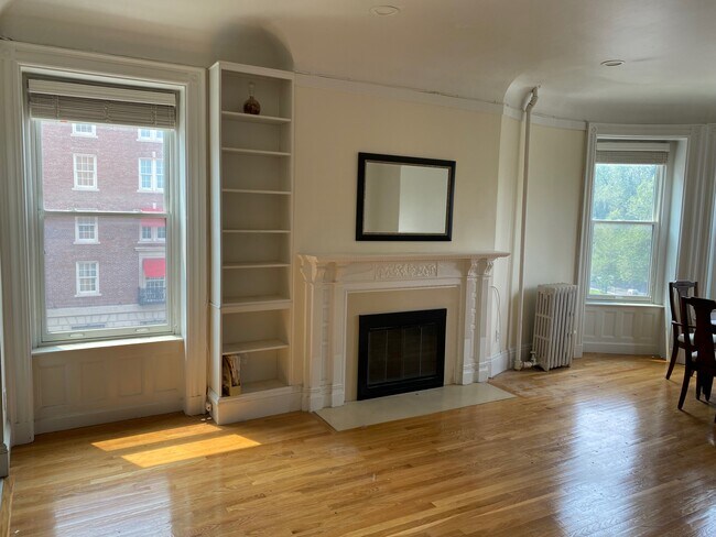 Foto del edificio - 366 Commonwealth Ave