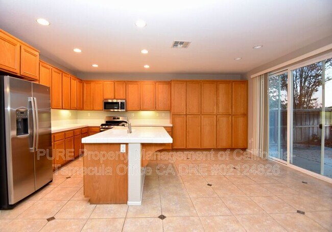 Building Photo - 29767 Northshore St