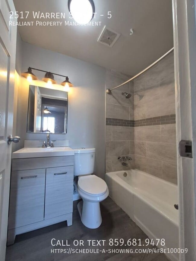 Foto del edificio - 2517 Warren St