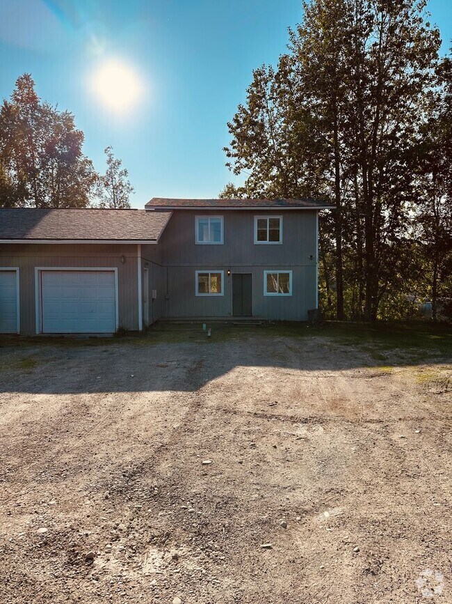 Building Photo - 1670 N Basie Point Cir