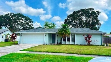 Building Photo - 3178 Village Park Dr