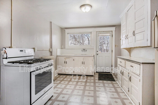 Foto del edificio - 247 Sweet St NE