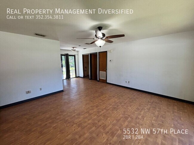 Foto del edificio - 5532 NW 57th Pl