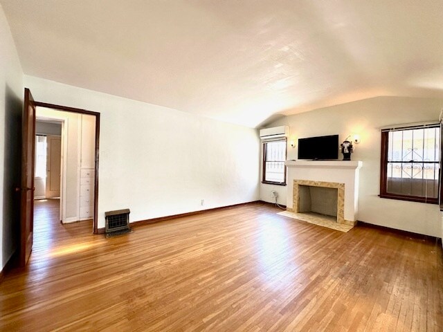 Foto del edificio - 230 E Avenue 42