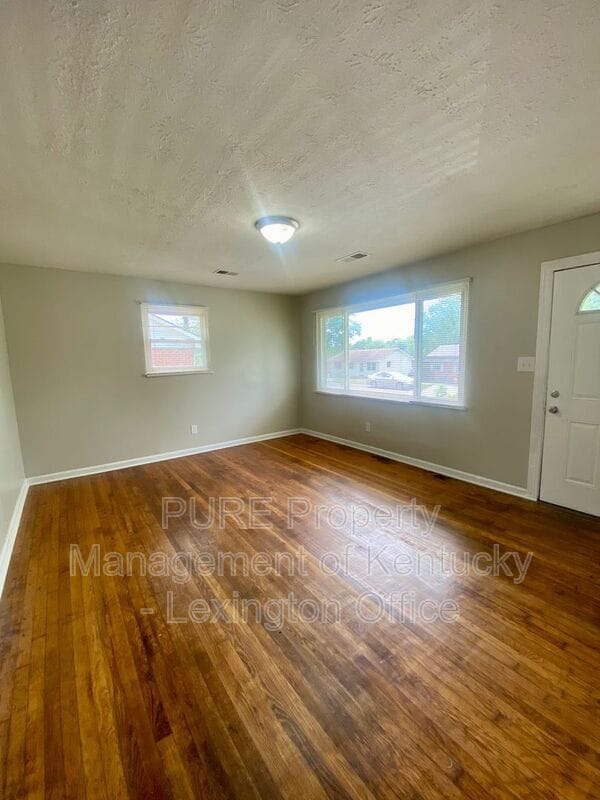 Building Photo - 3616 Grace Drive