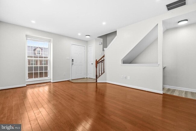 Building Photo - 6109 Beddingfield Ct