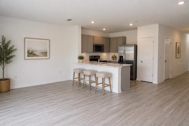 Foto del edificio - 1335 Tallowwood Ln