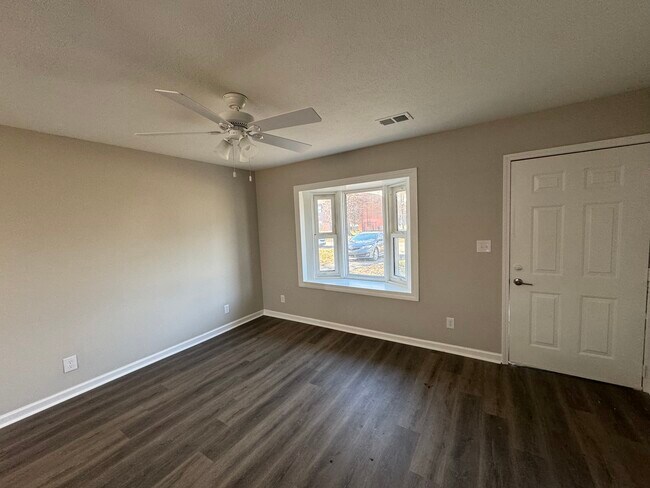 Building Photo - 5703 Revere Dr