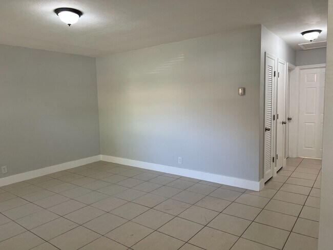 Foto del edificio - 3071 NW 43rd St