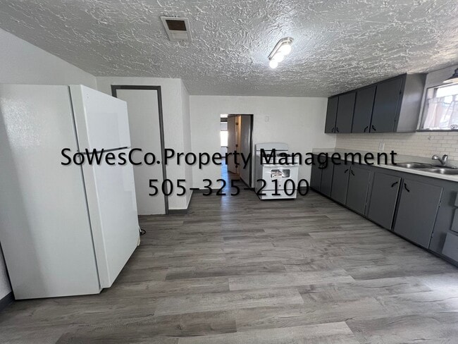 Building Photo - Remodeled Three Bedroom Home In Bloomfield