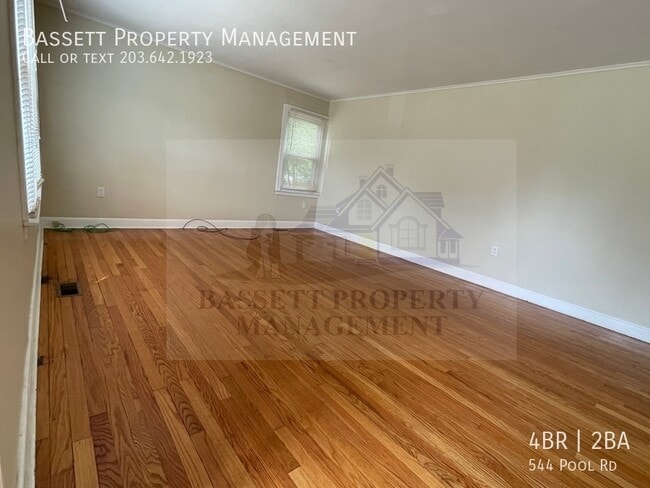 Building Photo - 544 Pool Rd