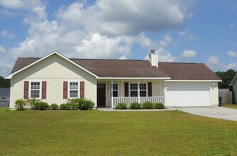 Building Photo - 126 Daphne Dr