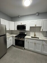 Building Photo - 97 Cedar St