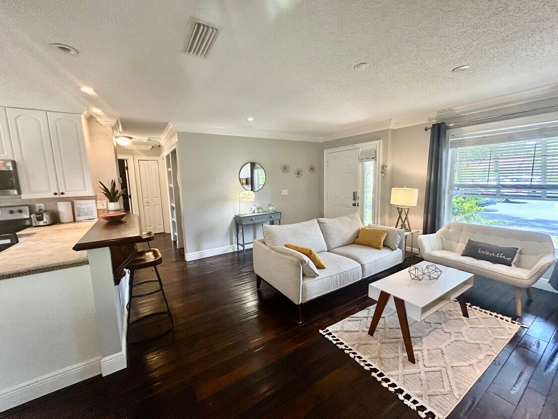 Foto principal - 641 N Jefferson Ave