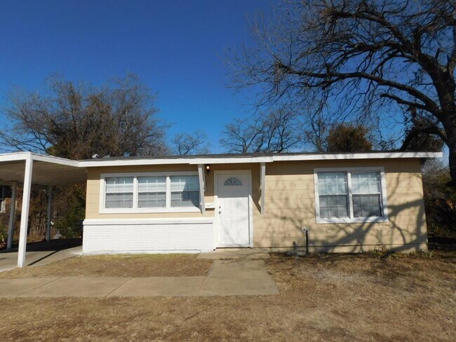 Foto del edificio - 6037 Ramey Ave