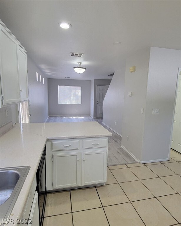 Building Photo - 5134 Paradise Skies Ave
