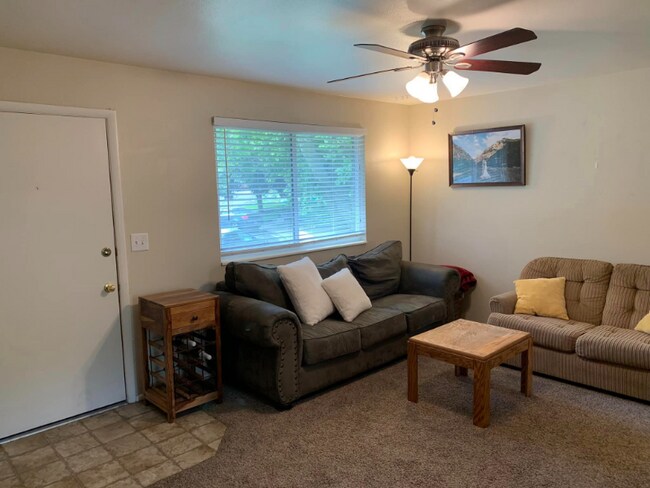 Foto del edificio - 487 S 450 E Alley