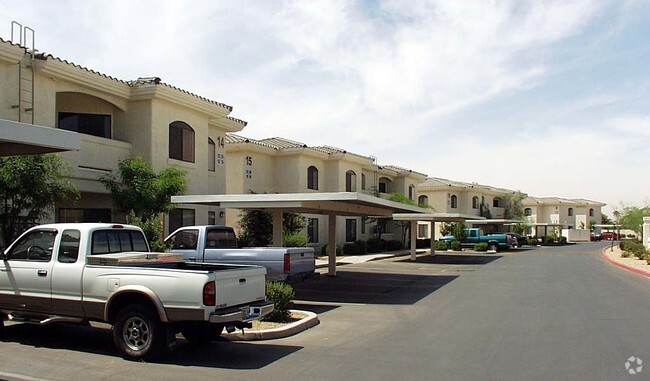 Foto del edificio - Desert Breeze Villas