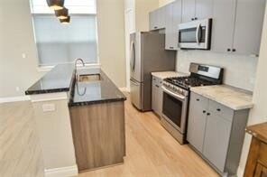 Foto del edificio - 8918 Spring Knoll Forest Dr