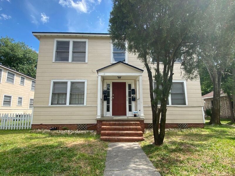 Primary Photo - 2614 College St