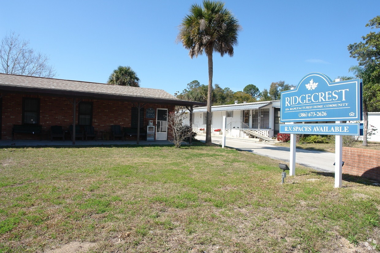 Ridgecrest Mobile Home Park Apartments in Ormond Beach, FL