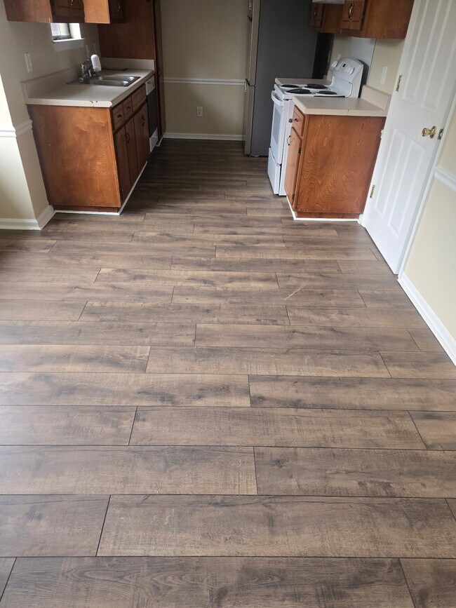 Foto del edificio - 137 Laredo Cir