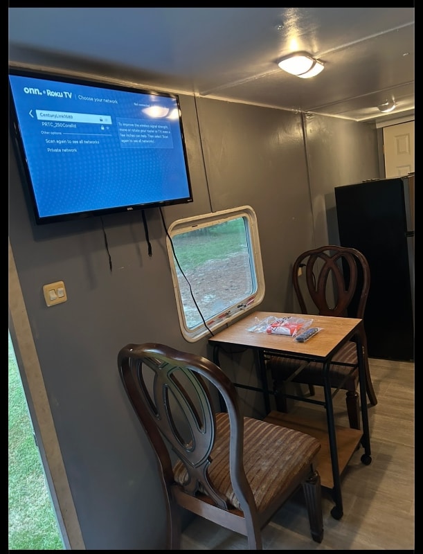 Building Photo - 330 Cora Rd