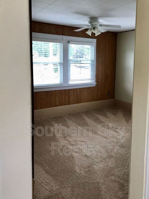 Building Photo - 861 Wyley Ave