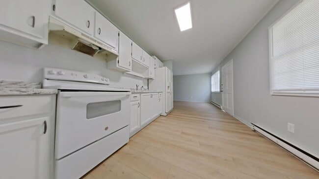Foto del edificio - 914 Pine Cir Dr