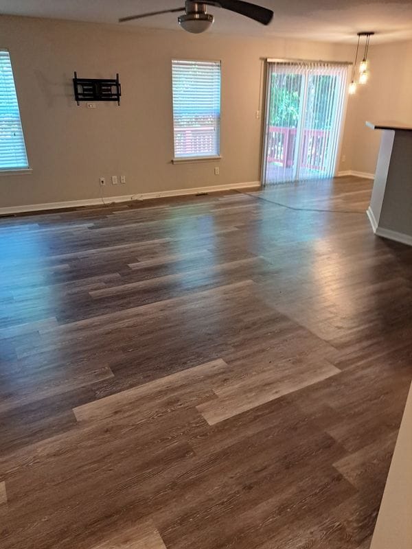 Building Photo - 418 Willott Square Dr