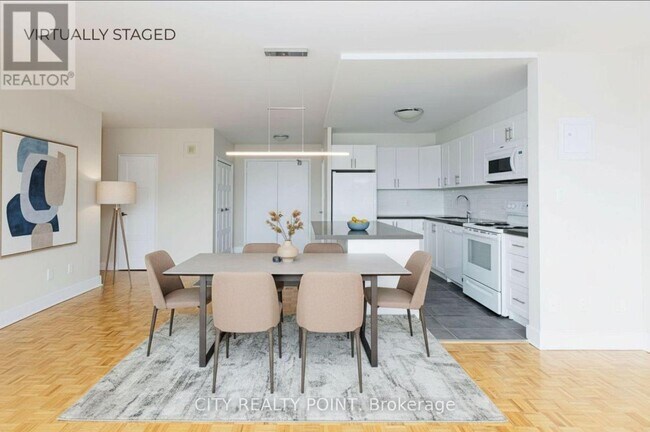 Photo du bâtiment - 10 Shallmar Blvd