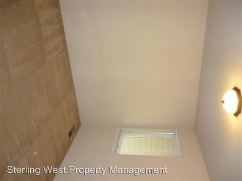 Foto del edificio - 3151 Forest Hills Dr