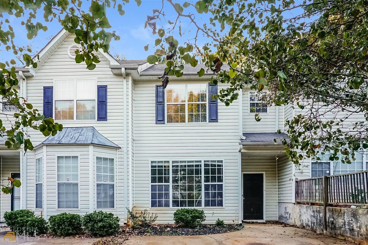 6697 Sunset Hills Blvd, Rex, GA 30273 Townhome Rentals in Rex GA