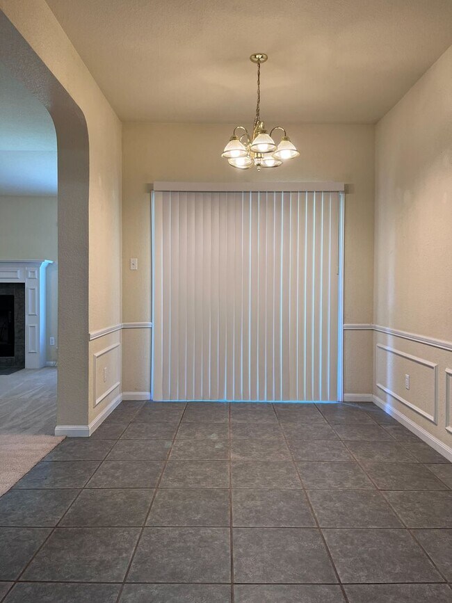 Building Photo - Available NOW!!!! Beautiful 1 story, 4 bed...