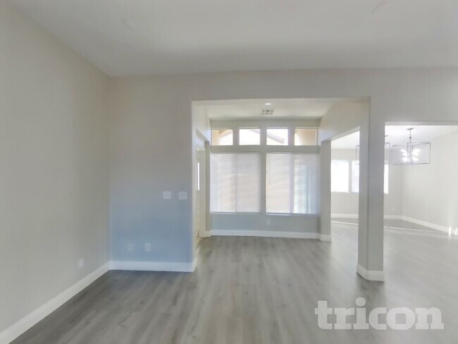 Foto del edificio - 6211 Cumberland Gap Ave