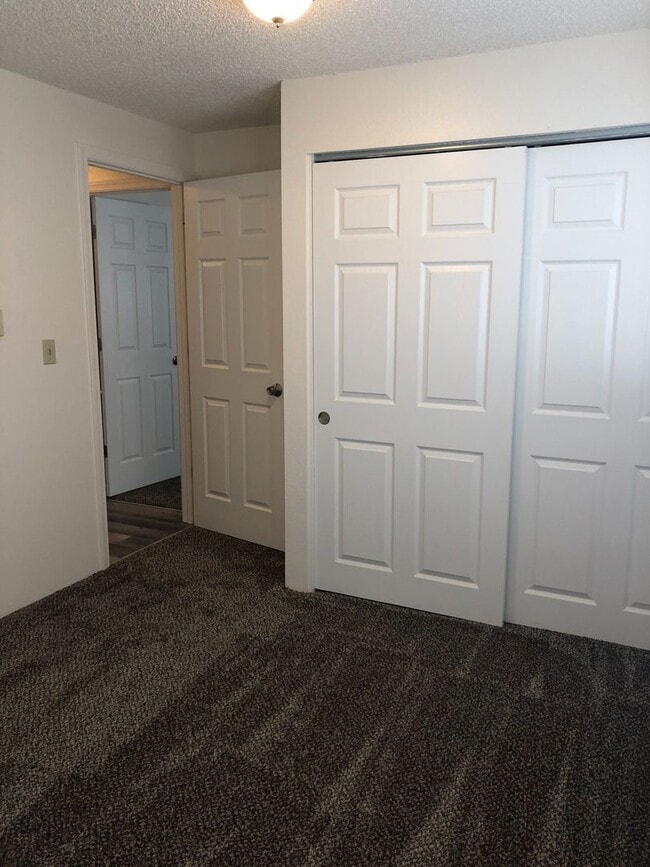 Foto del edificio - DUPLEX FOR RENT!!!!