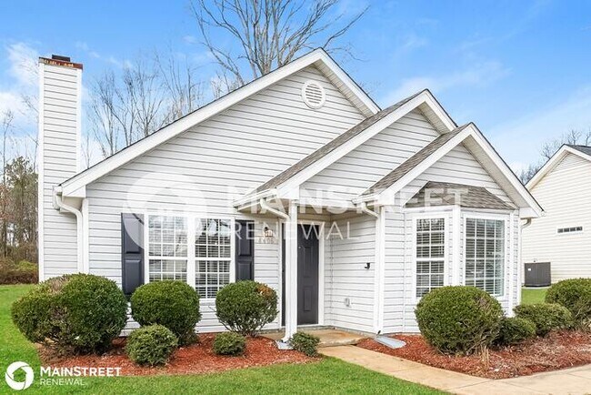 Foto del edificio - 4406 PLEASANT VALLEY RD, GREENSBORO, NC 27406