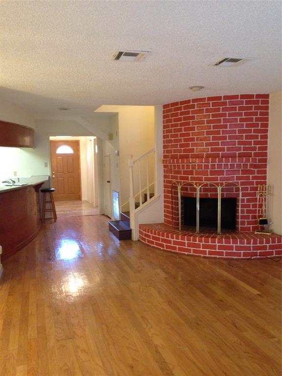 7838 Kendalia Dr, Houston, TX 77036 Condo for Rent in Houston, TX