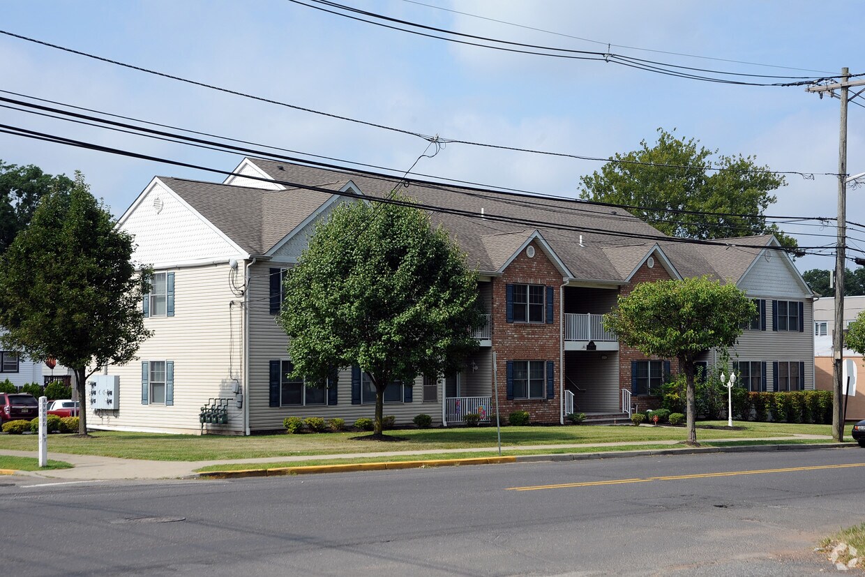 445 Avenel St, Avenel, NJ 07001 Apartments in Avenel, NJ